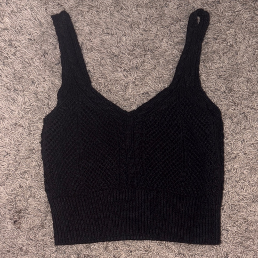 Me to We Black Knit Crop Top